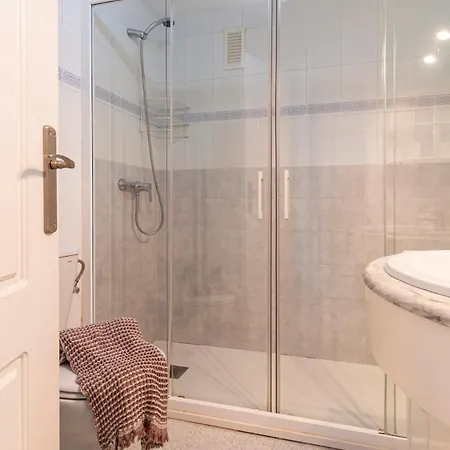 Apartamento Con Acceso A La Playa *