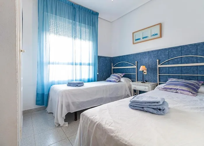 Con Acceso A La Playa Dénia